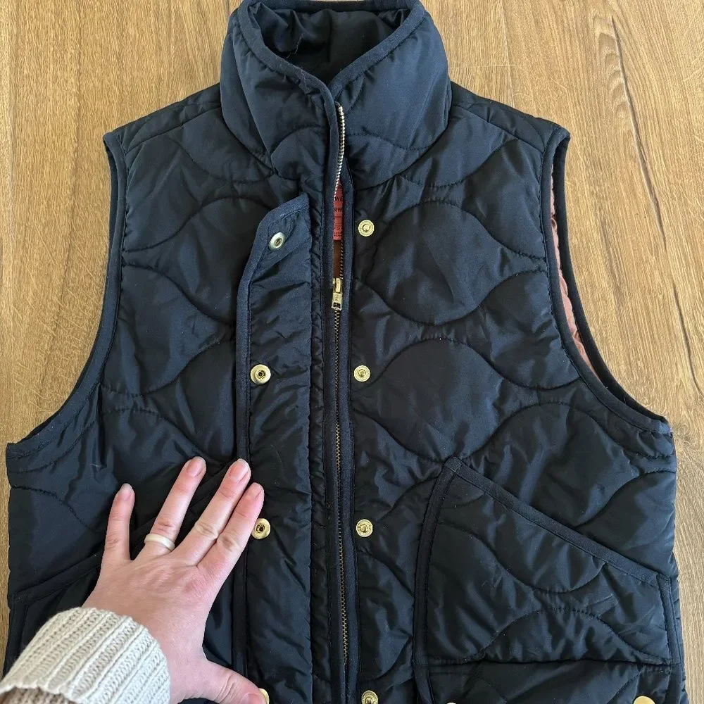 J. Crew Signature Puffer Vest - Quilted - Black | Size XS